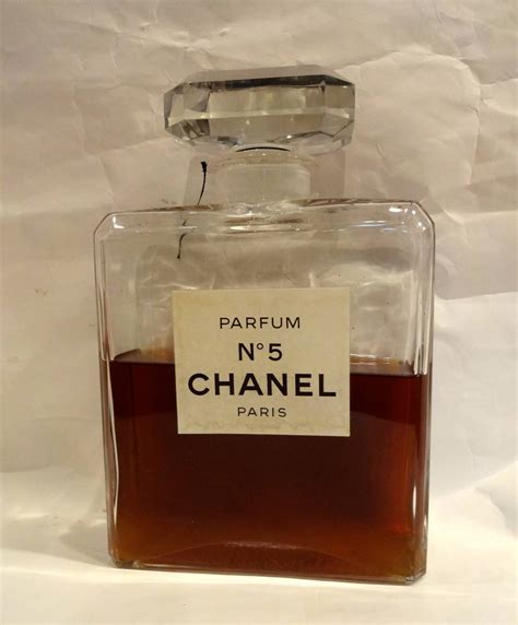 chanel n 5 factice|chanel no 5 bottle.